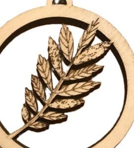 feuille gravée et découpée