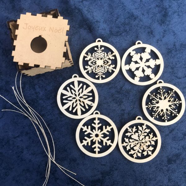 déco sapin de noël: 6 boules de noël motifs flocon