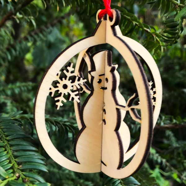 Boule de noël 3D en bois motif bonhomme de neige