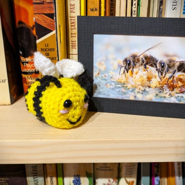 Abeille au crochet modèle 2