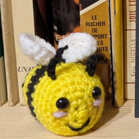 Abeille au crochet modèle 2