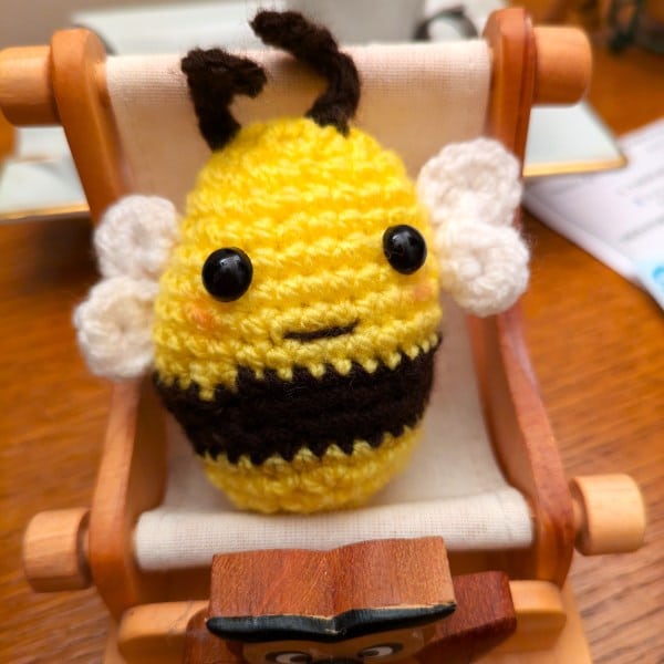 Abeille au crochet modèle 4